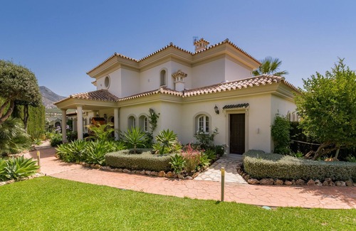 Marbella House | Marbella Golden Mile Family Villa. With Pool Sea & Mountain Views