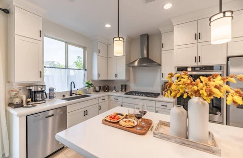 San Juan Capistrano House | @Marbella Lane -Amazing 5BR Home in Rancho Mission