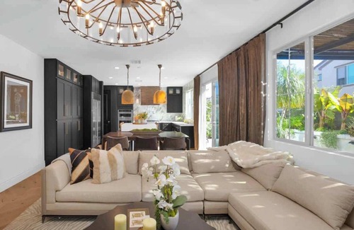 San Juan Capistrano Cottage | @marbella Lane - Stylish Dream Home in RMV w/Pool
