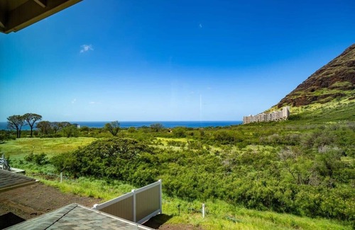 Makaha Valley House | @ Marbella Lane - 4BR w/Splendid MT + Ocean Views