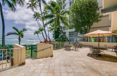 Diamond Head - Kapahulu - St. Louis Condo | @ Marbella Lane -Coastal retreat near Diamond Head