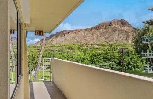 Diamond Head - Kapahulu - St. Louis Condo | @ Marbella Lane -Coastal retreat near Diamond Head