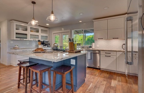Reno/Tahoe Airport House | @ Marbella Lane - Eccentric 4BR Modern Ranch Home