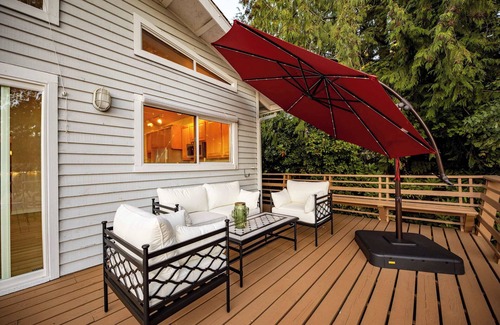 Maple Heights-Lake Desire House | @ Marbella Lane - Hidden Gem on Scenic Shady Lake