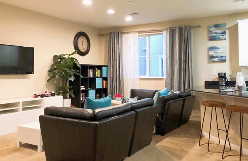 Berryessa House | @ Marbella Lane - Modern Townhome in SJ