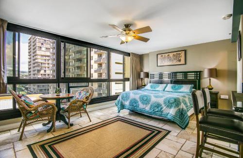 Waikiki Apartment | @ Marbella Lane Mountain View Studio, steps from Wakiki Beach