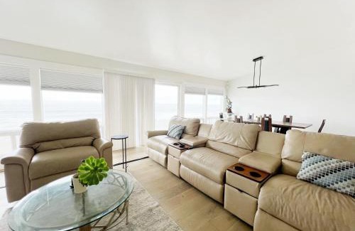 Sharp Park House | # Marbella Lane-Oceanfront Retreat - Stunning View