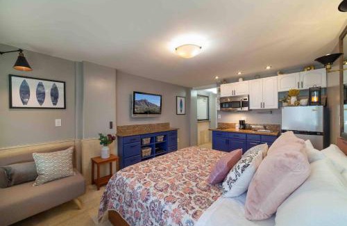 Waikiki Apartment | @ Marbella Lane Studio, 15 steps from the Beach, 11 mins from the Airport