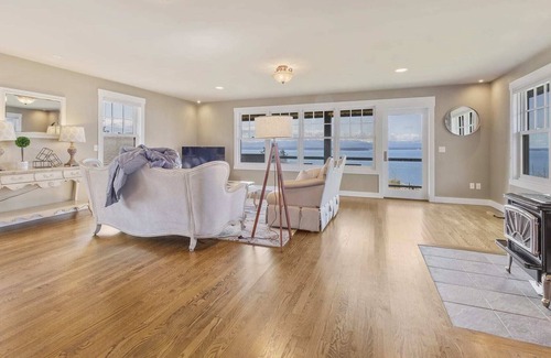 Coupeville Apartment | @ Marbella Lane - Waterfront Studio Whidbey Island