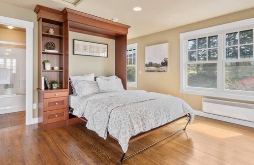 Coupeville Apartment | @ Marbella Lane - Waterfront Studio Whidbey Island