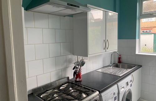 Tooting House | Marble Apartments Tooting House