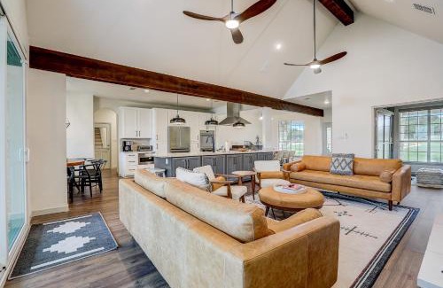 Oatmeal House | Marble Falls Retreat