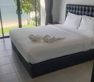 Bang Po Hotel | March Samui Resort