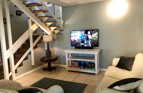 Zinkwazi Beach Apartment | Marco Shores-tranquil townhouse in Zinkwazi Beach