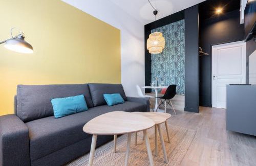 Marcq-en-Baroeul Apartment | Marcq-en-Baroeul - App art deco equipped for 2!