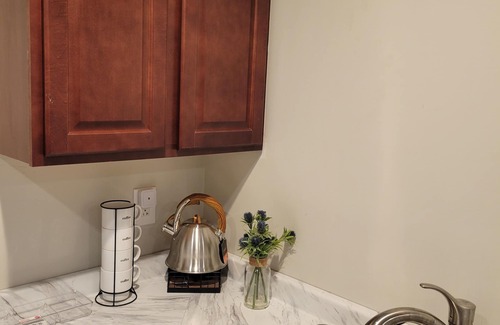 Mobile House | Mardi Gras Visitors Are Welcome! 3 Bedrms/4 Beds. 1.5 Ba. Spacious