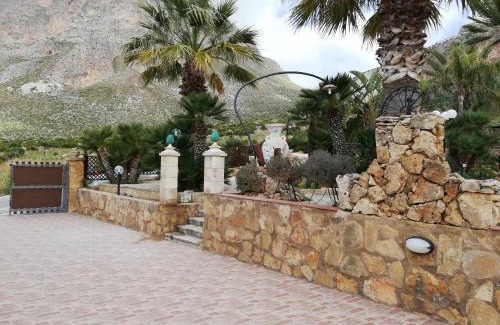 Cornino House | Mare Monti