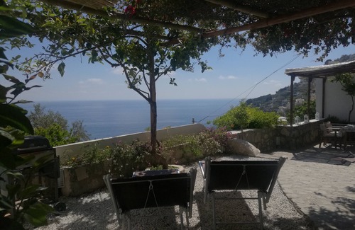 Praiano Apartment | Mareluna Holiday Home - CIN: IT065102C2A7GYRXFU