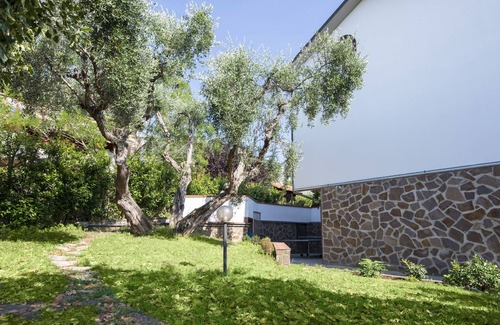 Zona 167 Scarlino Apartment | Maremma apartment with panoramic sea view, pets allowed