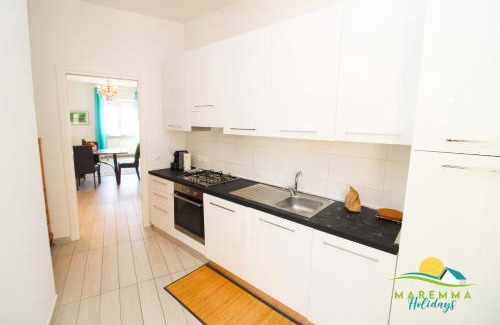 Follonica Apartment | Maremma Holidays- Carducci Apartment