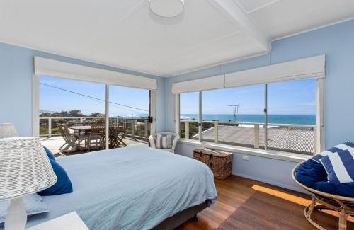 Marengo House | Marengo Beach House - Superb views, walk to beach