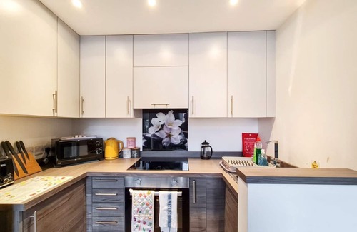 Cheltenham Apartment | Margaret's Ground by Fortuna Property, The Margaret's Ground