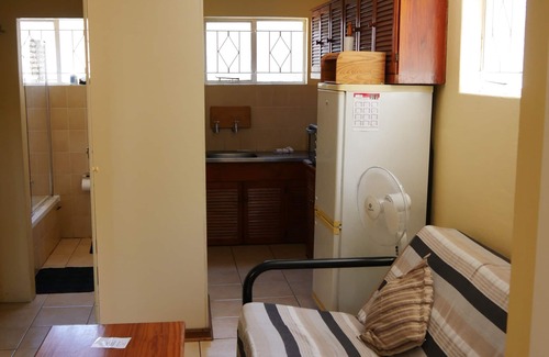 Greater Johannesburg Metropolitan Area Apartment | Margaret's Place