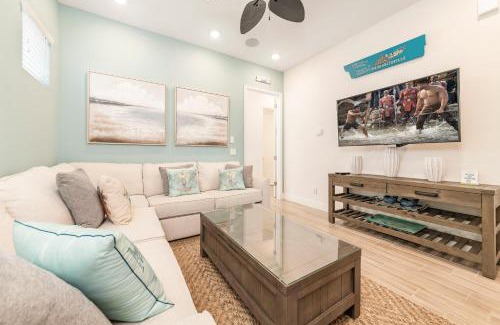 West Kissimmee House | Margarita Beach House Cottage Near Disney With Private Hot Tub & Island H20 Waterpark Access - 3074Pi