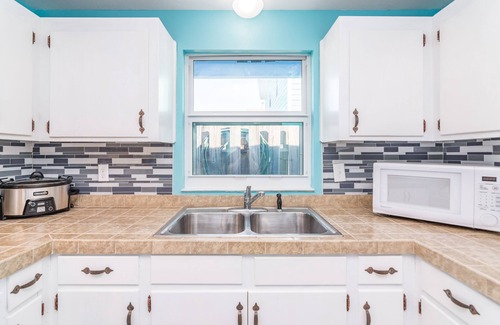 Biltmore Beach Villa | MARGARITA'S BEACH SERENITY FOR YOU AND YOUR PET ONLY STEPS FROM THE BEACH