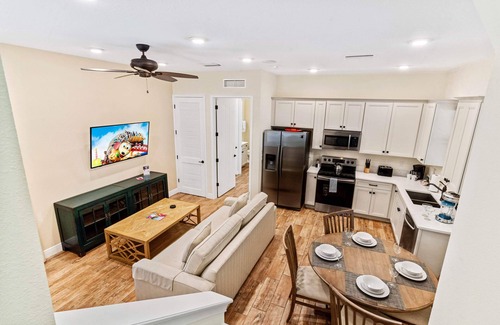 West Kissimmee Cottage | Margaritaville Cottage w/Jacuzzi Tub+ Private Balcony!