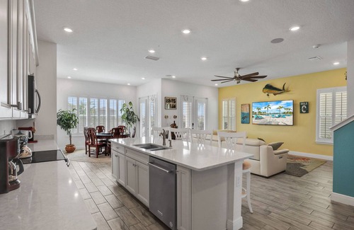West Kissimmee Cottage | Margaritaville Heated Pool &Spa, 3 mile to Disney