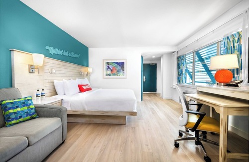 Pigeon Forge Hotel | Margaritaville Island Inn