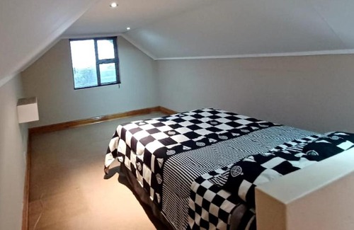 Margate House | Margate beach house