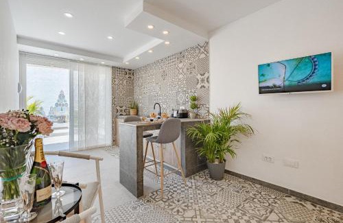 Callao Salvaje Apartment | Margot Holiday Suite