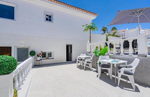 Callao Salvaje Apartment | Margot Holiday Suite