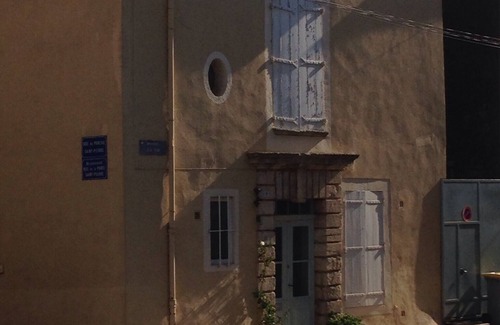 Bessan House | Marguerita House is located in the centre of Bessan and 12 mins to the beach .