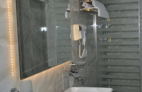 Giza Apartment | Maria Pyramids House - Superior Double or Twin Room 2