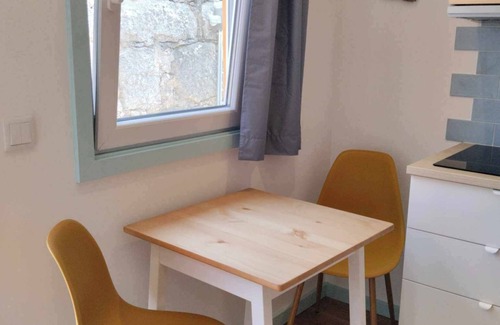 Leixões Apartment | Maria Surfista, Maria Sardinha & Maria do Mar, 3 houses on the beach in Matosinhos.