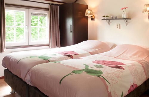 Ofwegen House | Mariahoeve-Logies #Polderhuisje