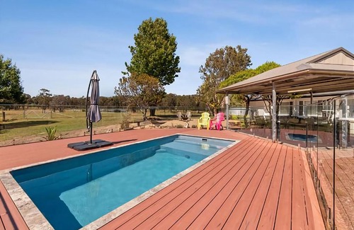 Mogo House | Marie's Rest managed by Batemans Bay Accom