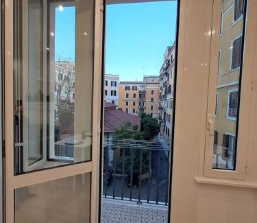 Quartiere XI Portuense Apartment | MariElu a Trastevere