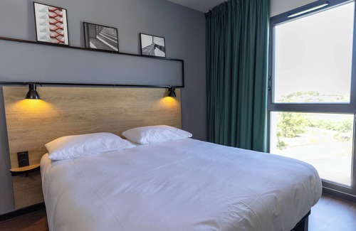 Marignane Hotel | Marignane