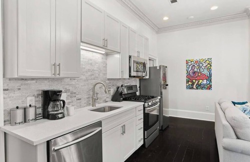Faubourg Marigny Condo | Marigny Gem 2 Bed/2 Bath Condo