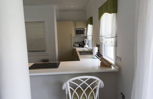 Marigot Bay Condo | Marigot Marina Apartment 6a, with free Zoetry Hotel access