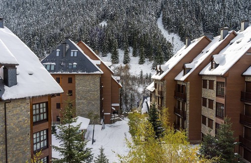 Baqueira Apartment | Marimanha Magnificent apartment of 85m2 in Val de Ruda, at the foot of the slopes at level 1500