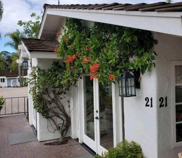 West Beach Hotel | Marina Beach Motel
