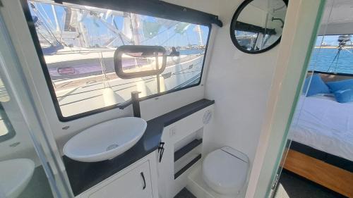 Sant Carles de la Rapita Boat Rental | Marina life
