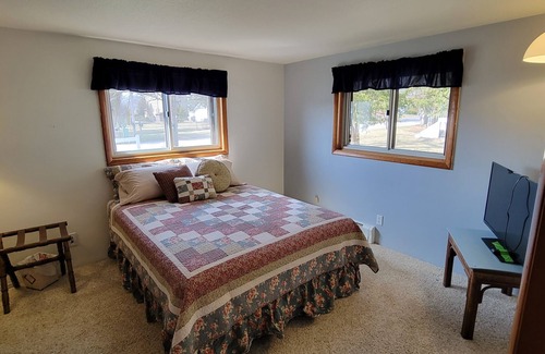 Pentwater House | Marina View in the Village