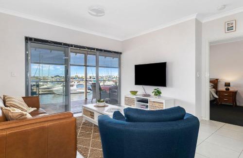 Geographe House | Marina View Port Geographe with WiFi
