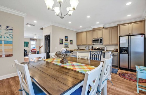 Southport House | Marina View Townhome